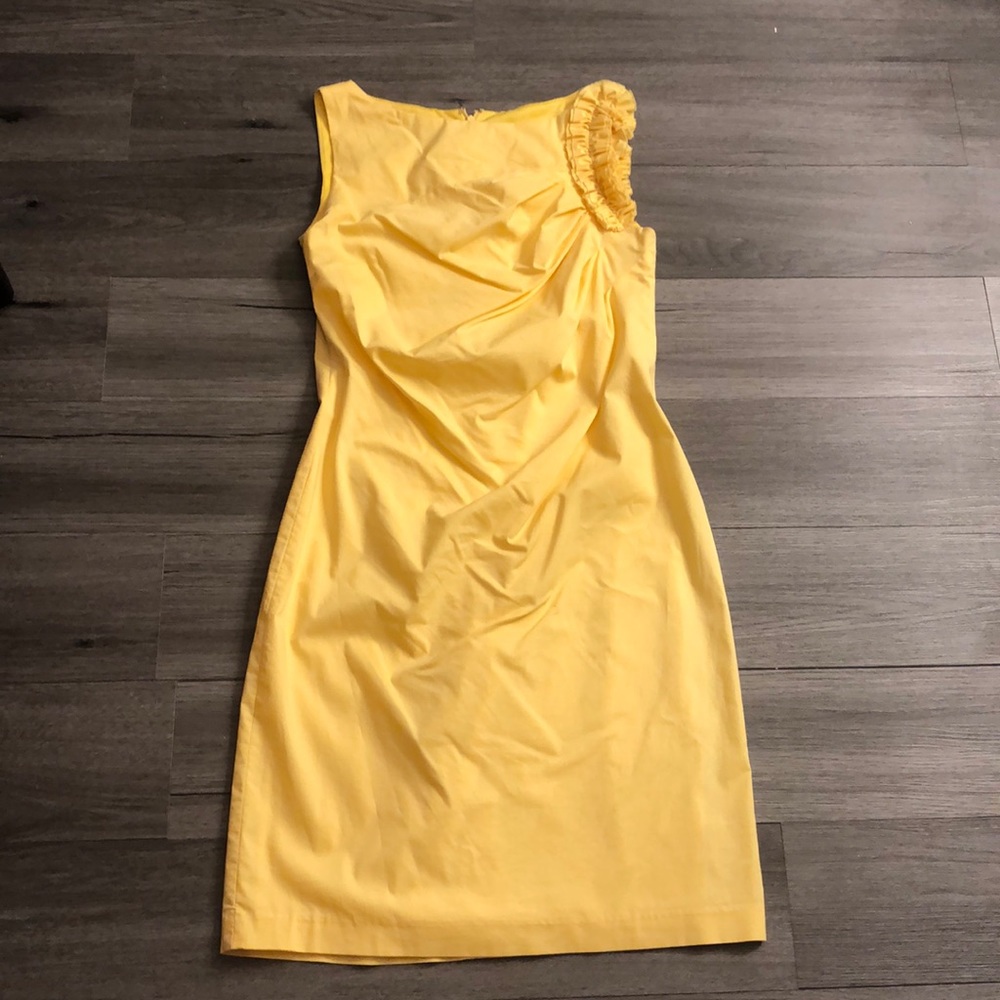 Yellow Sheath Dress 🐣
